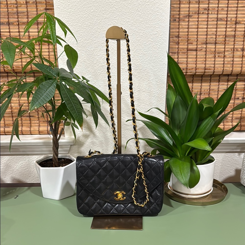 Black and Gold Quilted Shoulder Bag with Chain Strap - Picture 3 of 13
